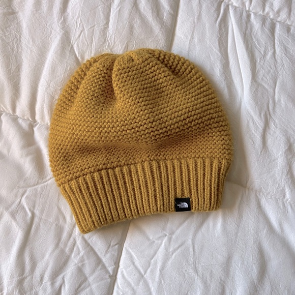 TNF Beanie - Picture 1 of 2